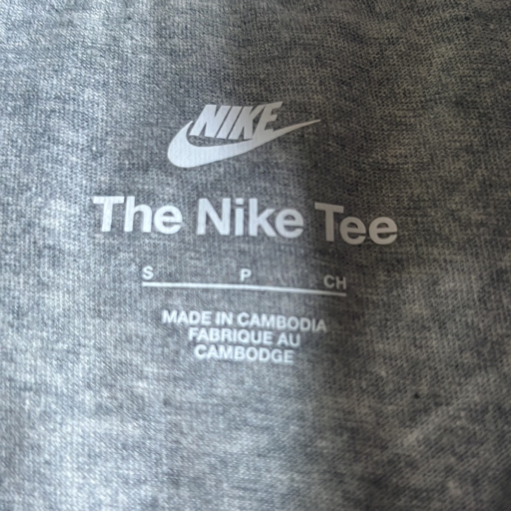 Mens Nike short sleeve tee - Picture 4 of 7